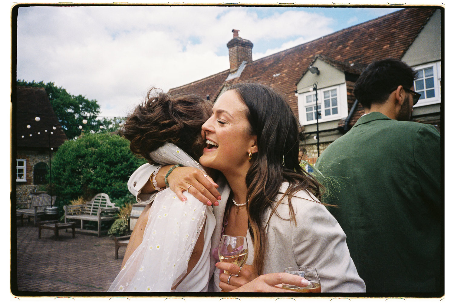 OLD LUXTERS BARN WEDDING PHOTOGRAPHY ON ANALOGUE FILM 03 010 OLD LUXTERS BARN WEDDING PHOTOGRAPHY ON ANALOGUE FILM 03 010